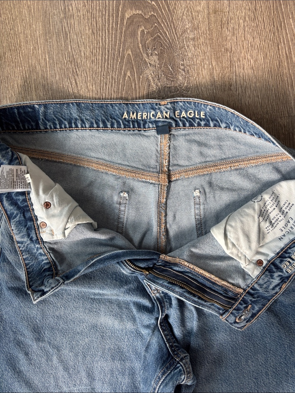American Eagle Super High-Rise Baggy Wide Leg Jeans Medium Blue Denim Size 14 - Picture 5 of 11